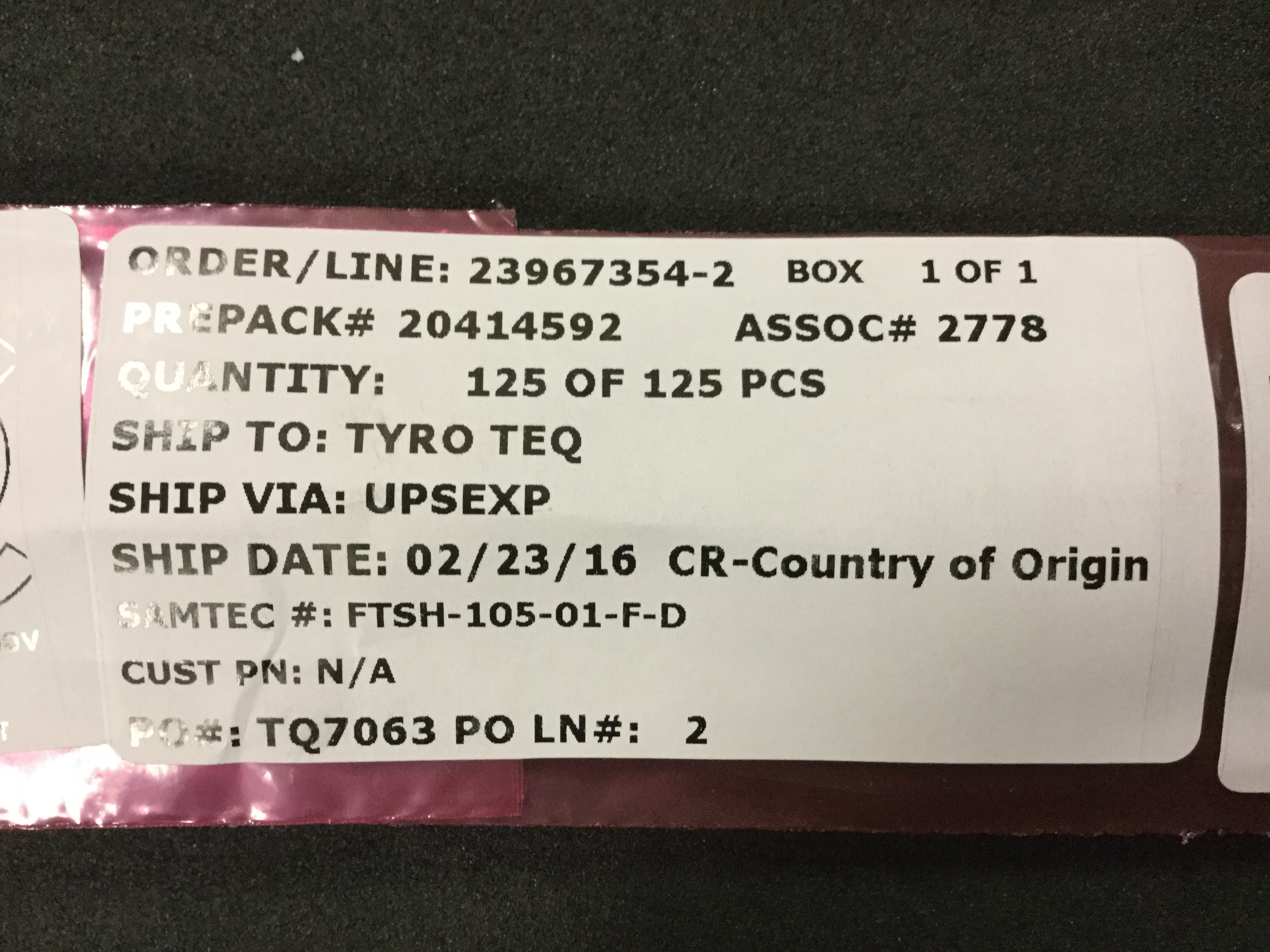 FTSH-105-01-F-D