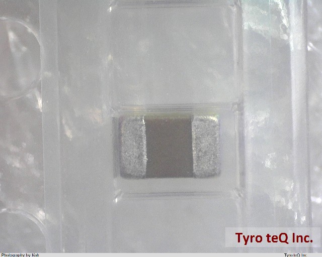 EMK212BB7106MG-T