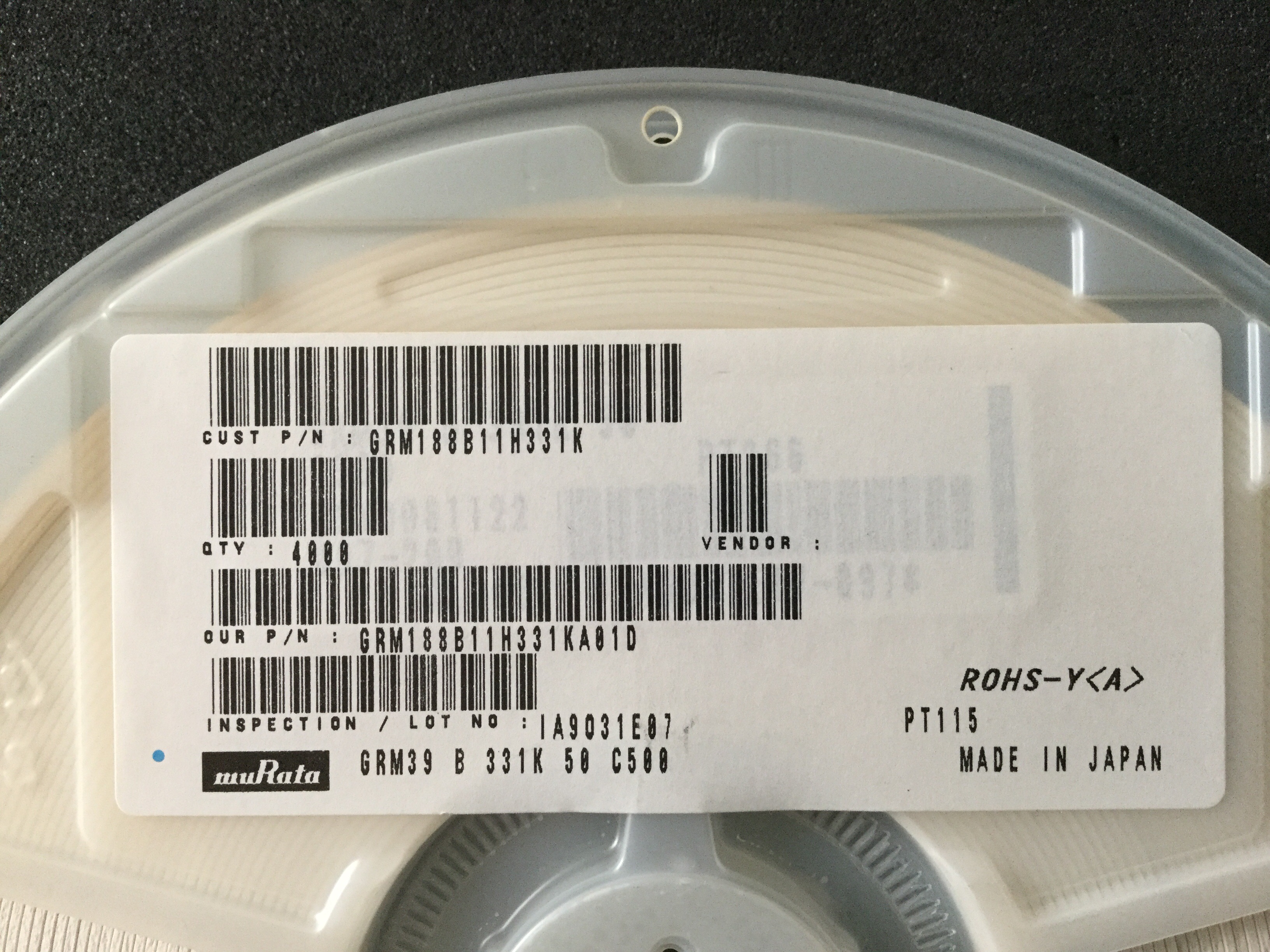 GRM188B11H331KA01D