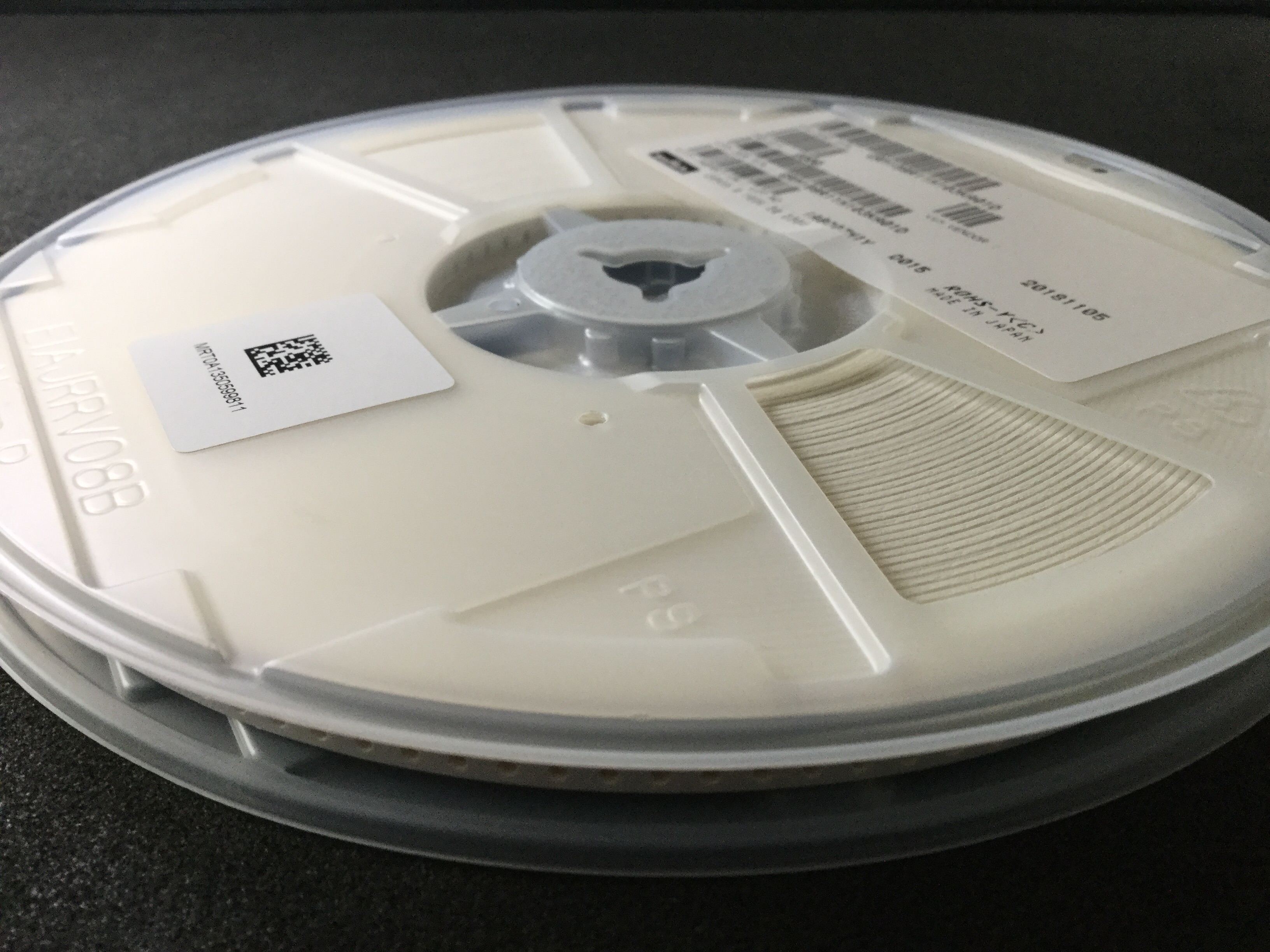 GRM188R11E103KA01D