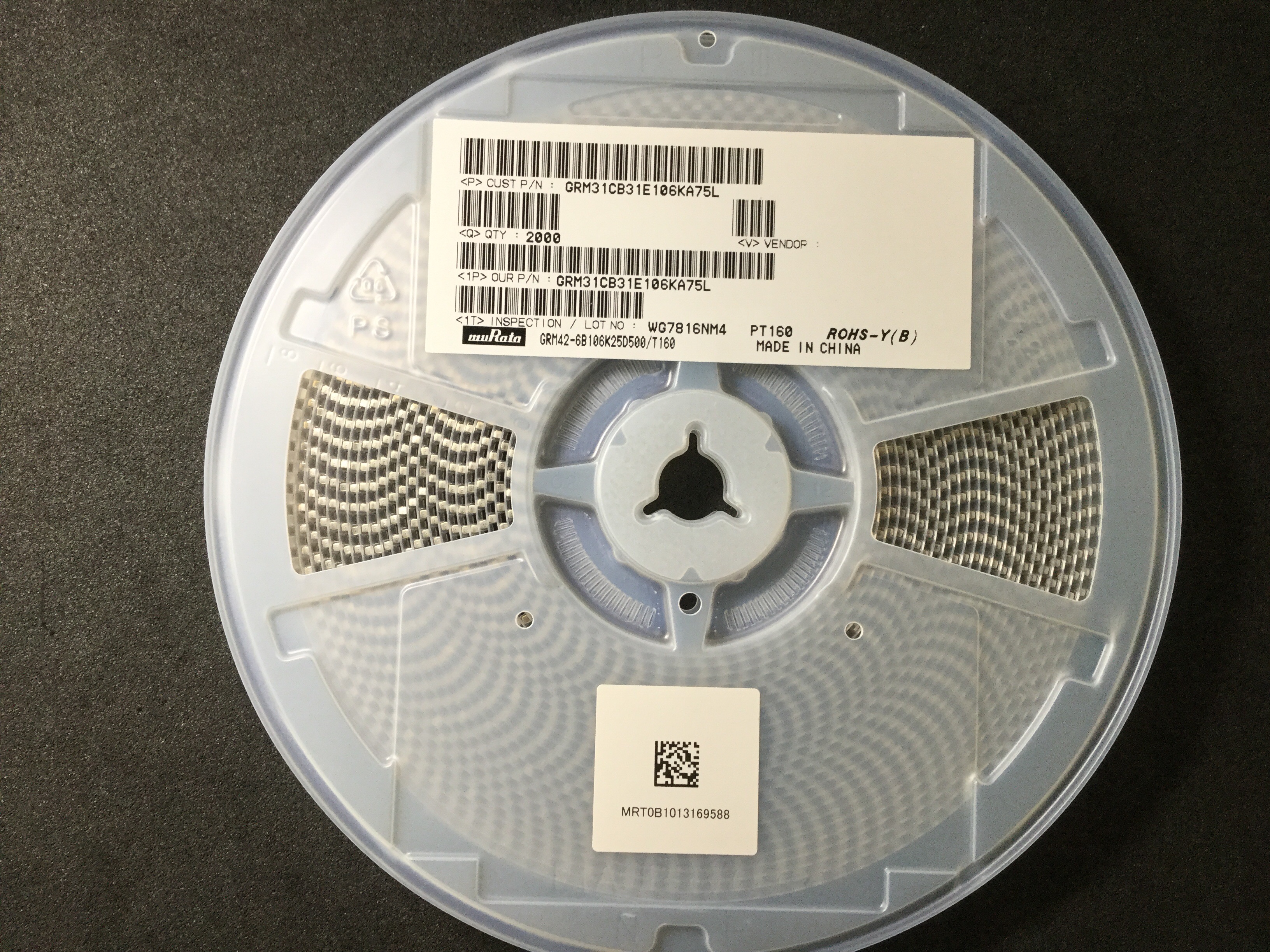 GRM31CB31E106K