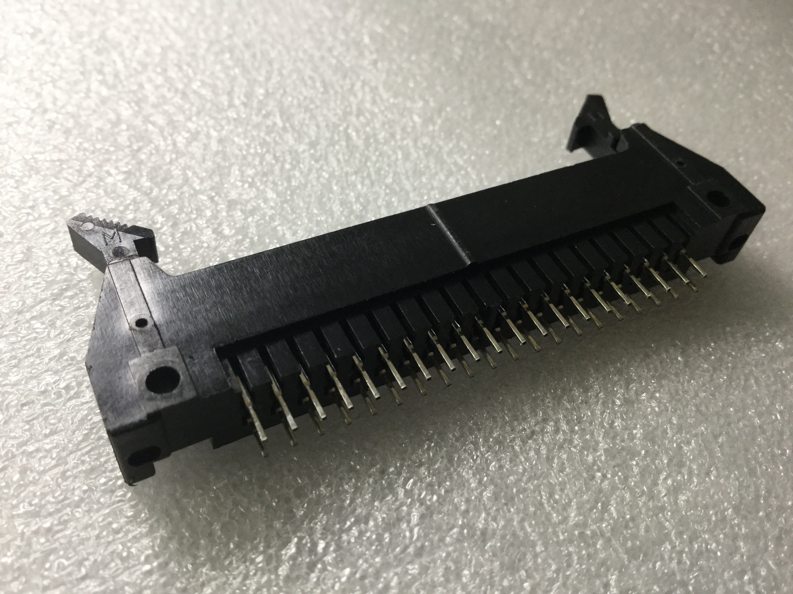 HIF3BA-40PA-2.54DSA