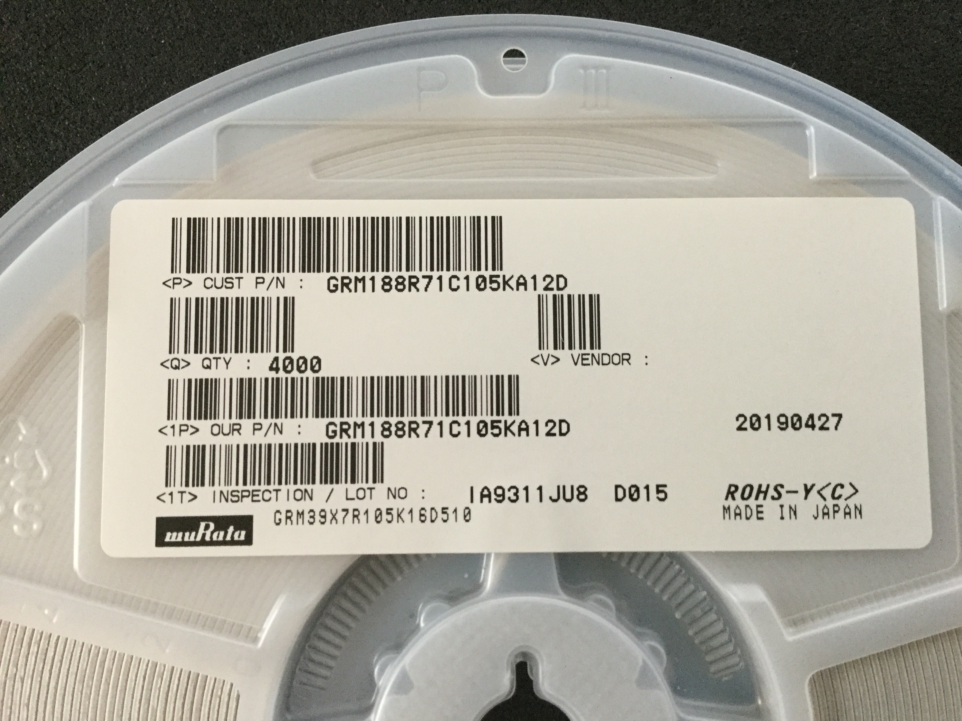 GRM188R71C105KA12D
