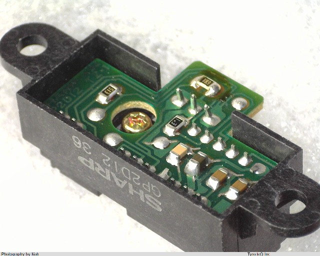 GP2D12