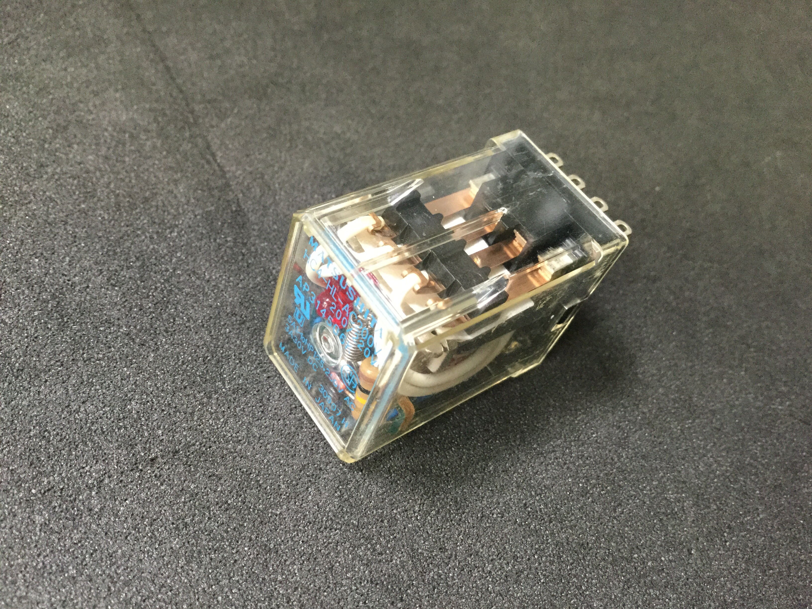 HC4-HL-AC200V