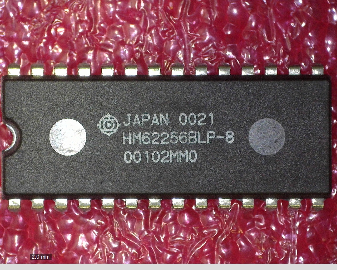 HM62256BLP-8