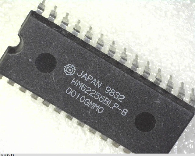 HM62256BLP-8