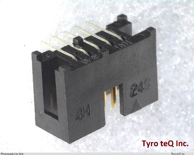 HIF3F-10PA-2.54DS