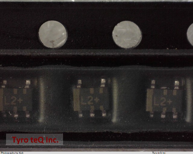 HD74LV1G08ACME-E