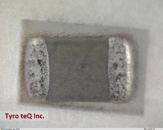 GRM219B11C104KA01D