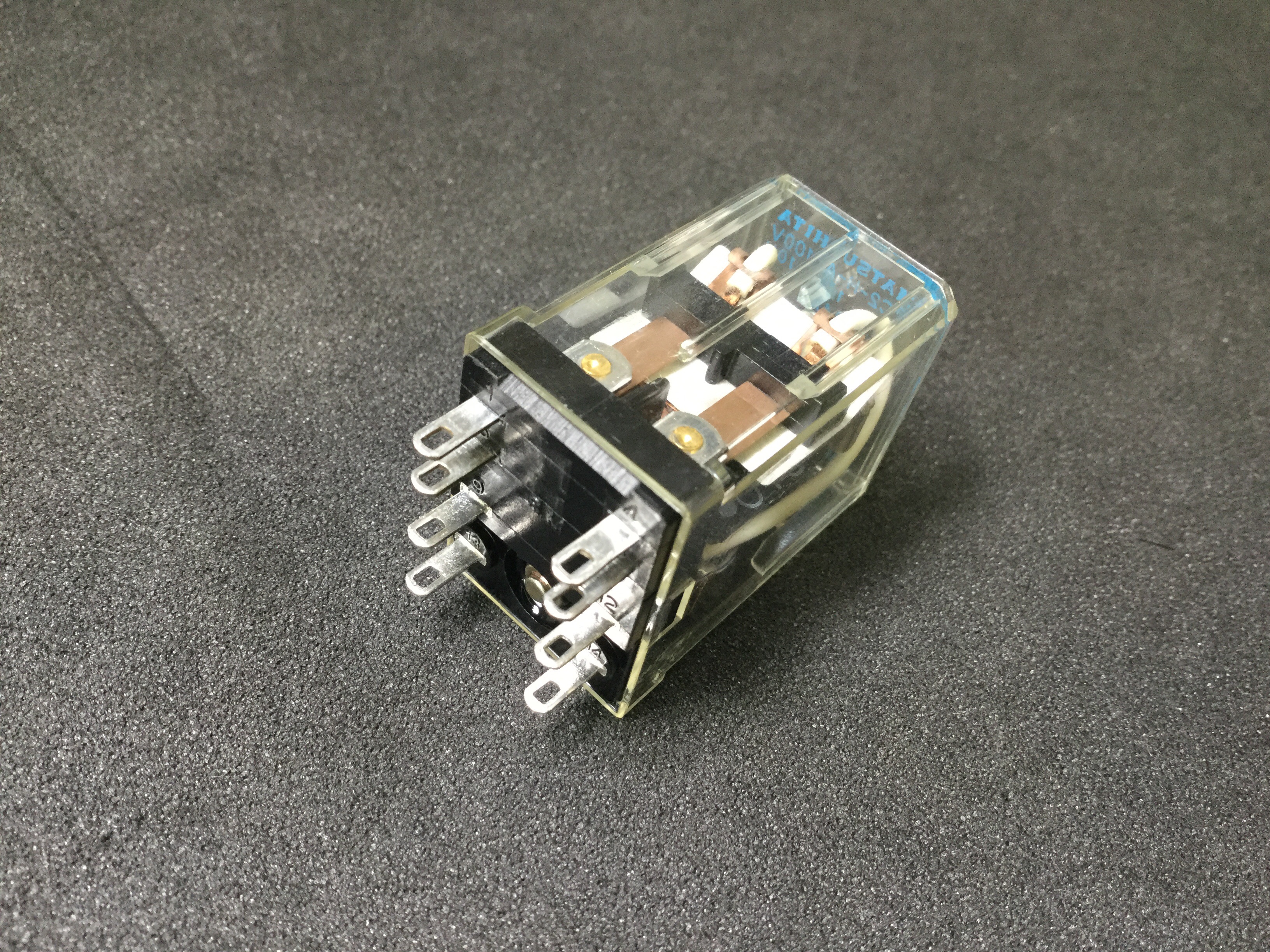 HC2-H-AC100V