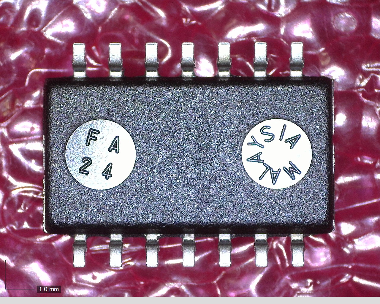 HD74HC132FP