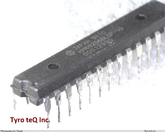 HM65256BLSP-10