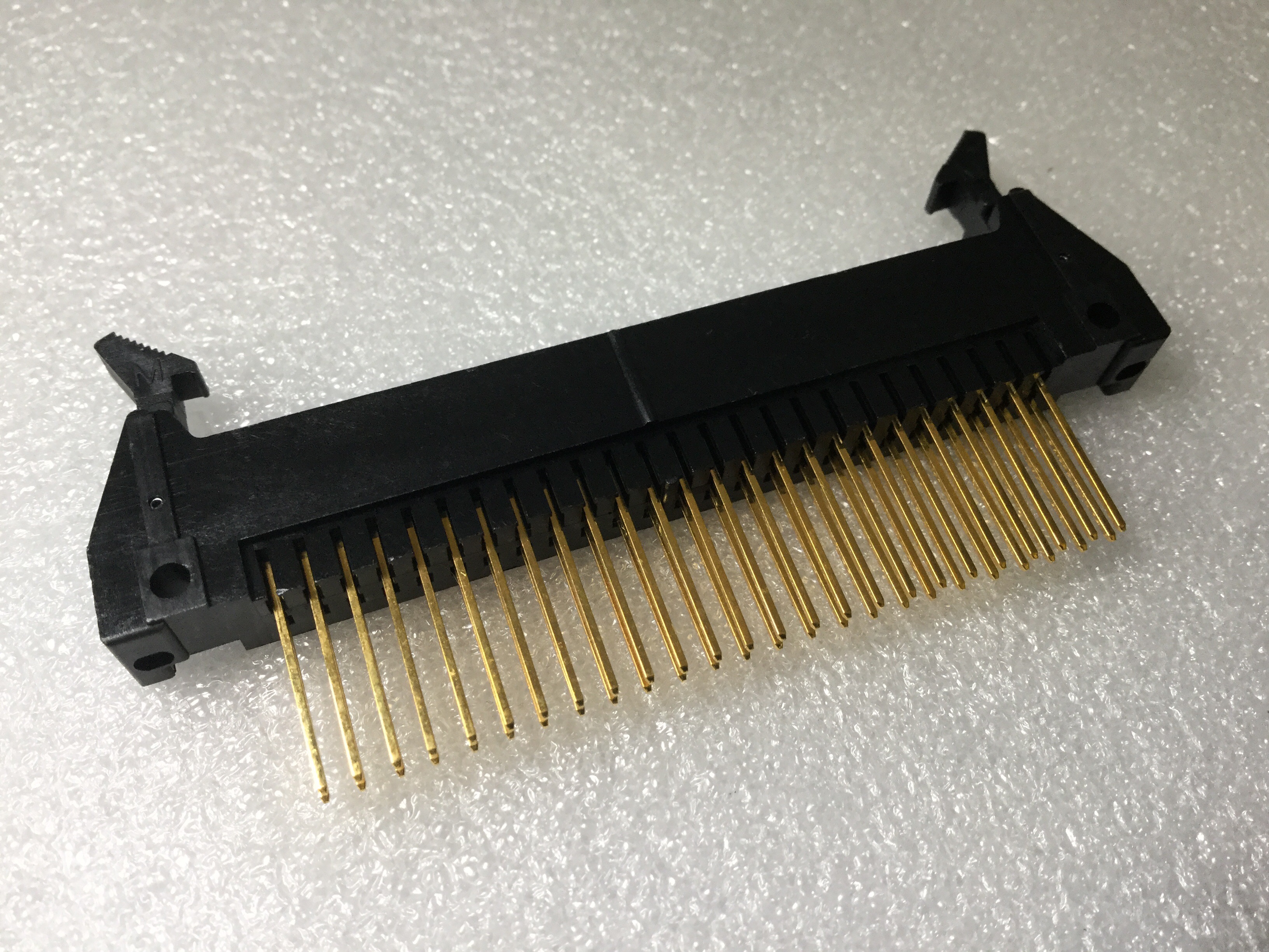 HIF3BA-50P-2.54W