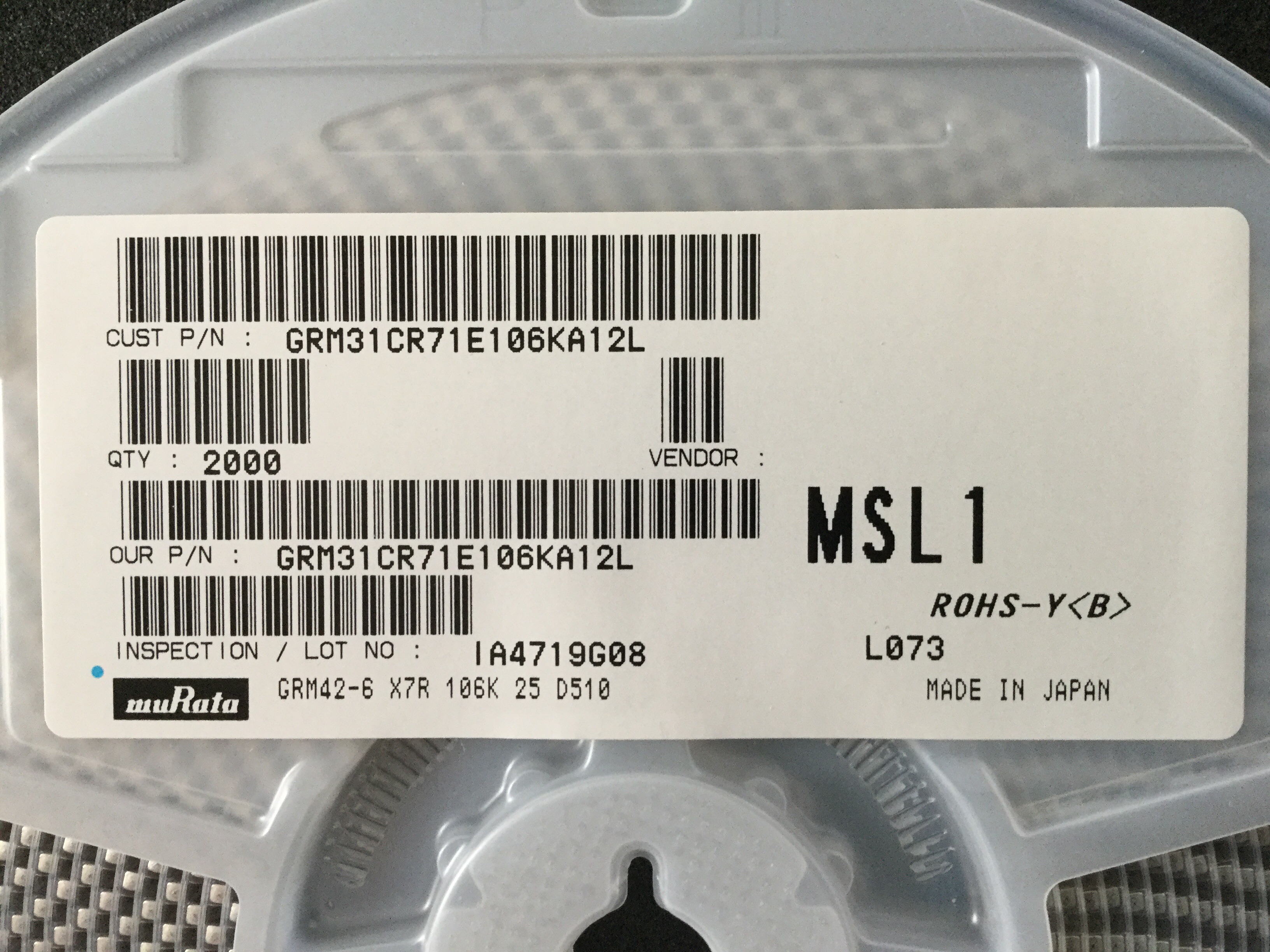 GRM31CR71E106KA12L