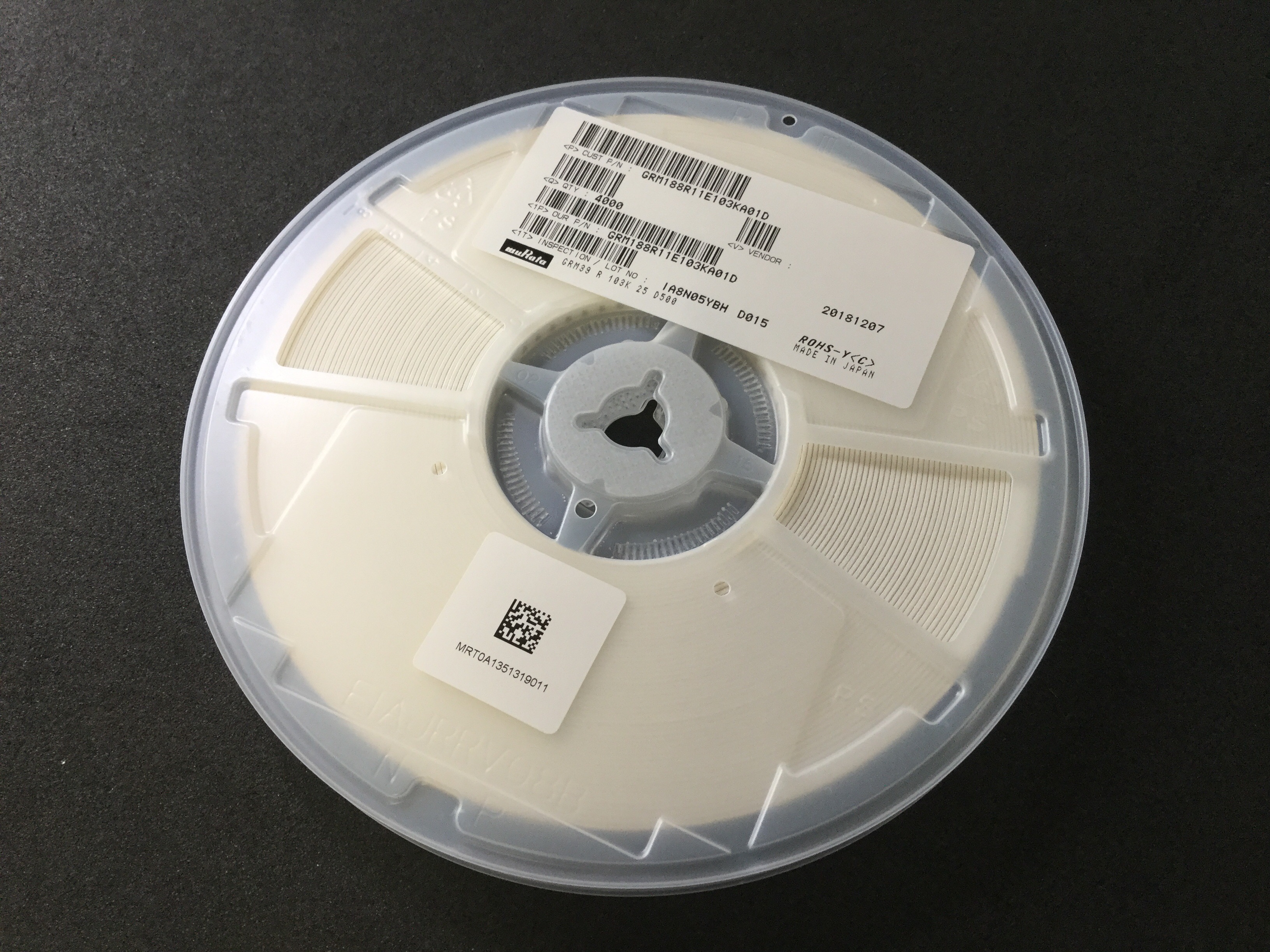 GRM188R11E103KA01D