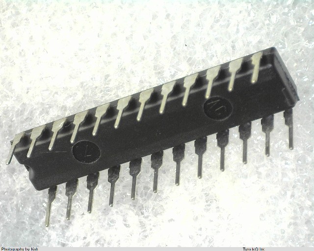 HD74HC652P
