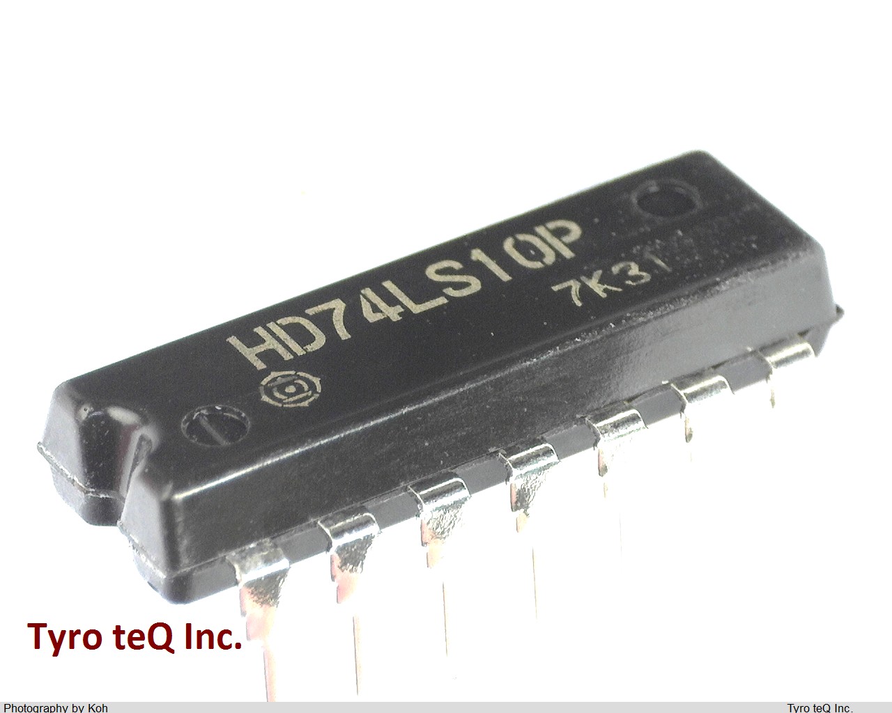HD74LS10P