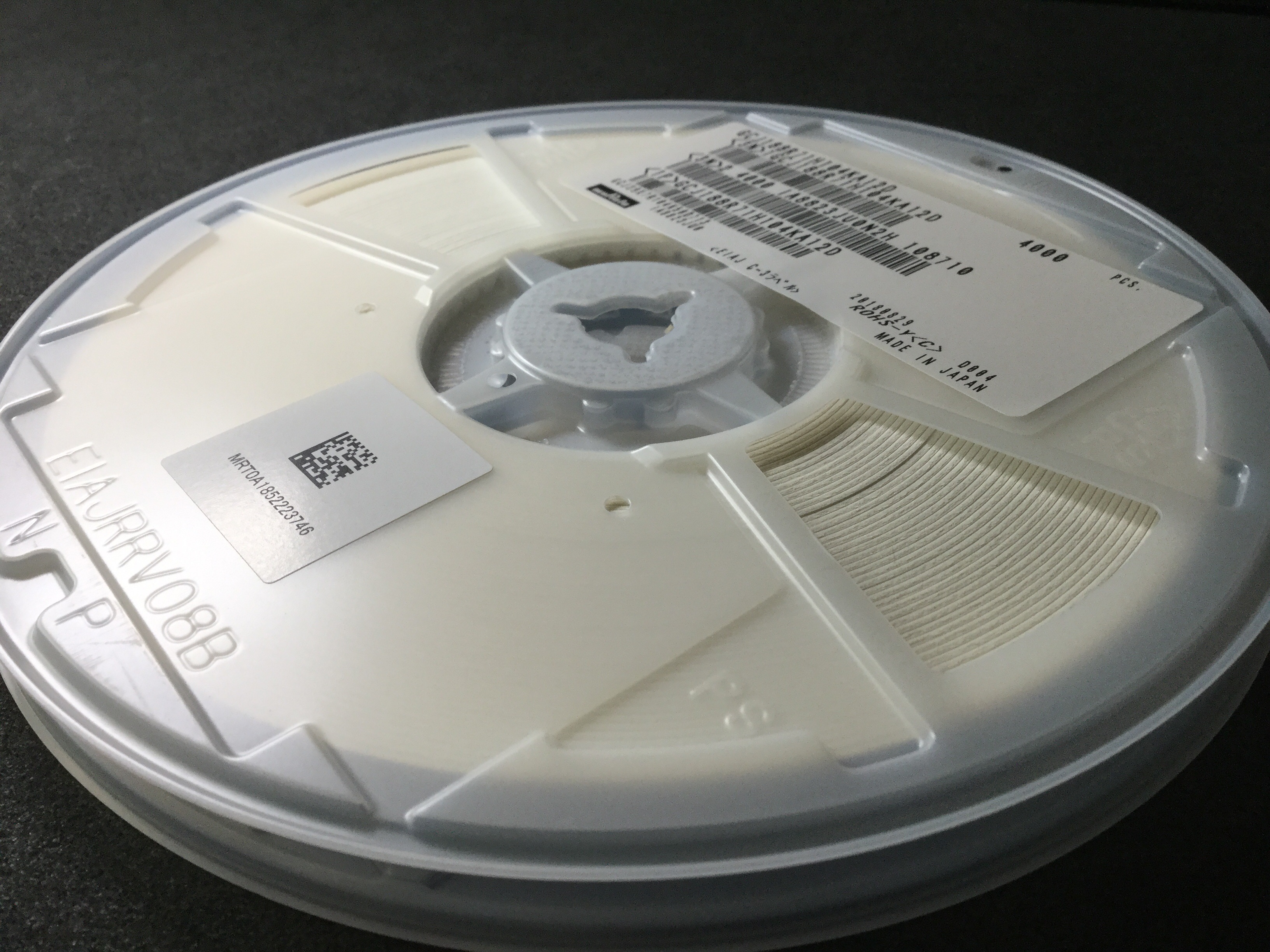 GCJ188R71H104KA12D