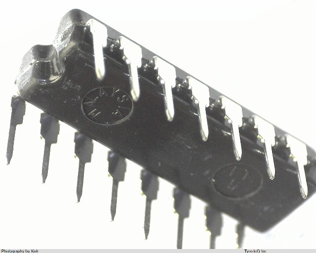HD74LS75P