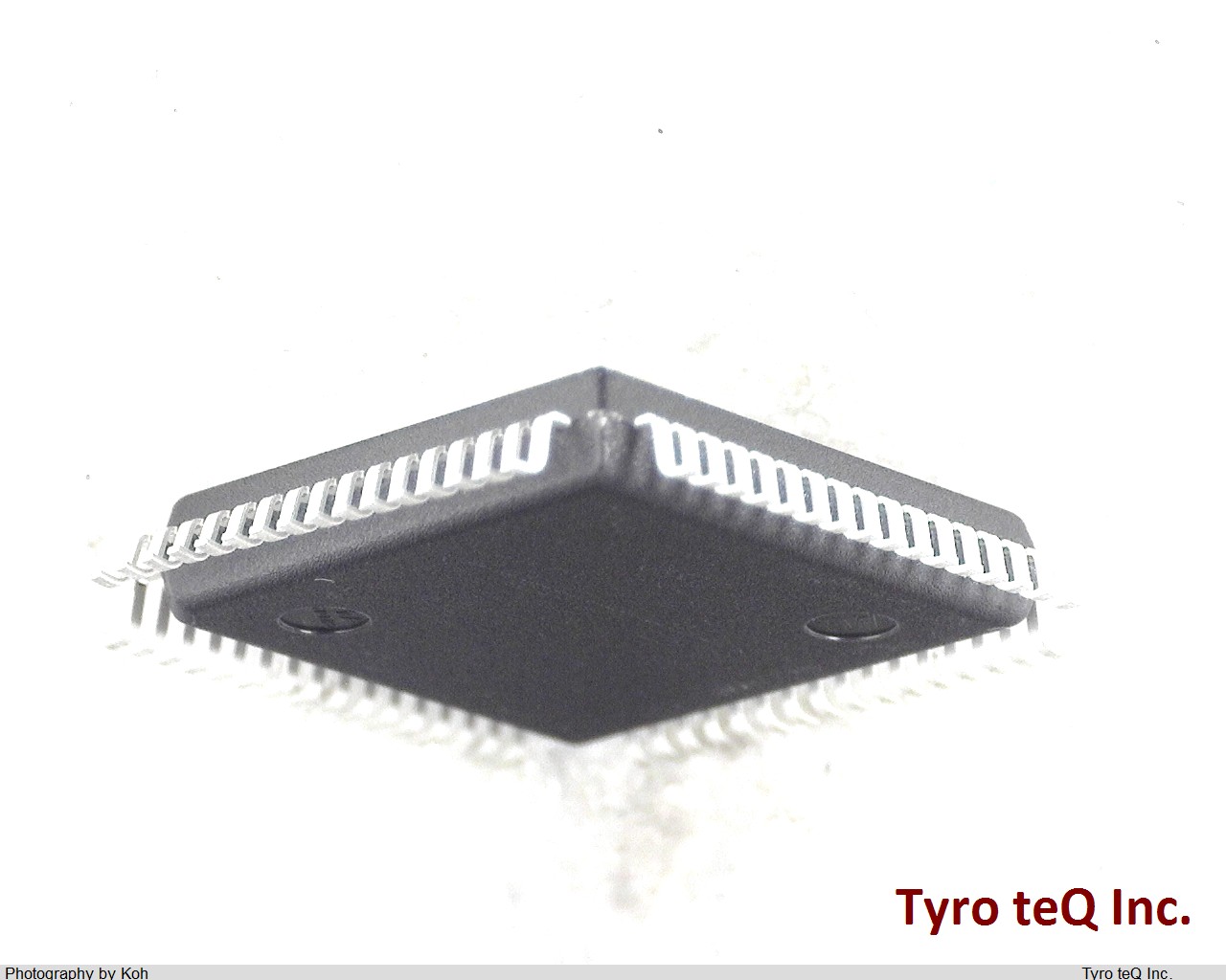 HD64F36077GHV