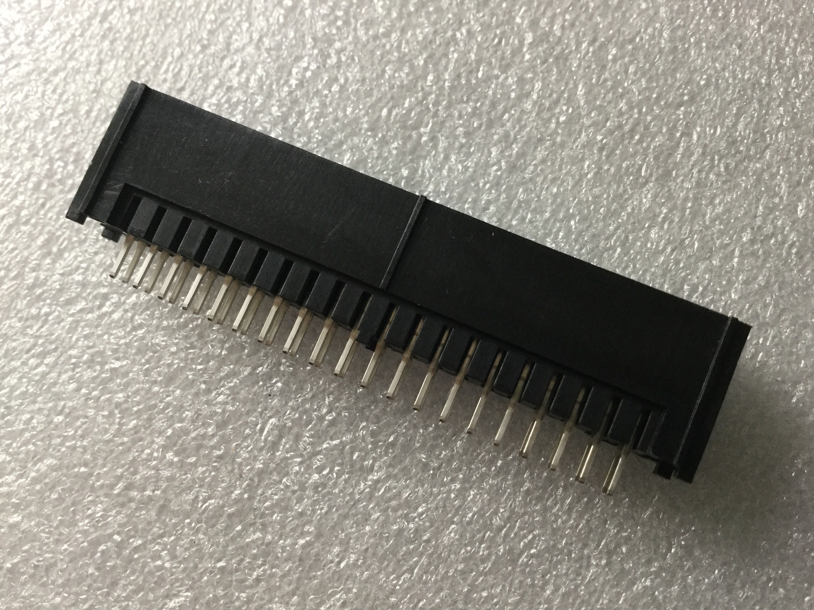 HIF3F-40PA-2.54DSA(71)
