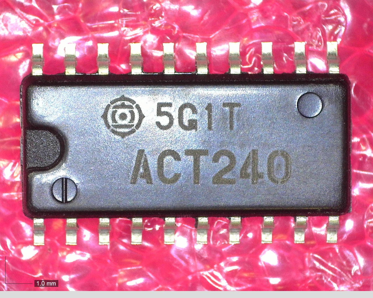 HD74ACT240FP