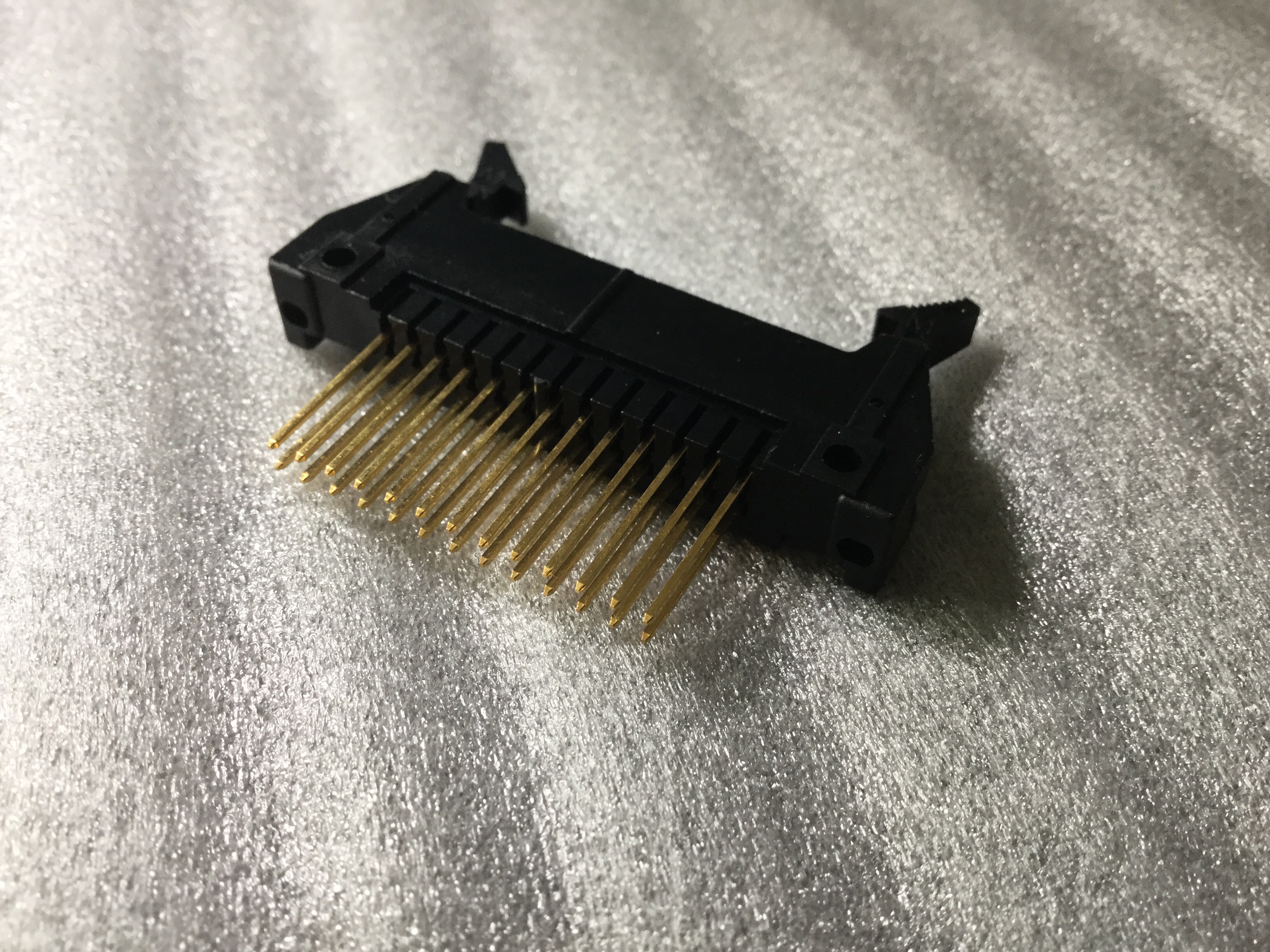 HIF3BA-26P-2.54W