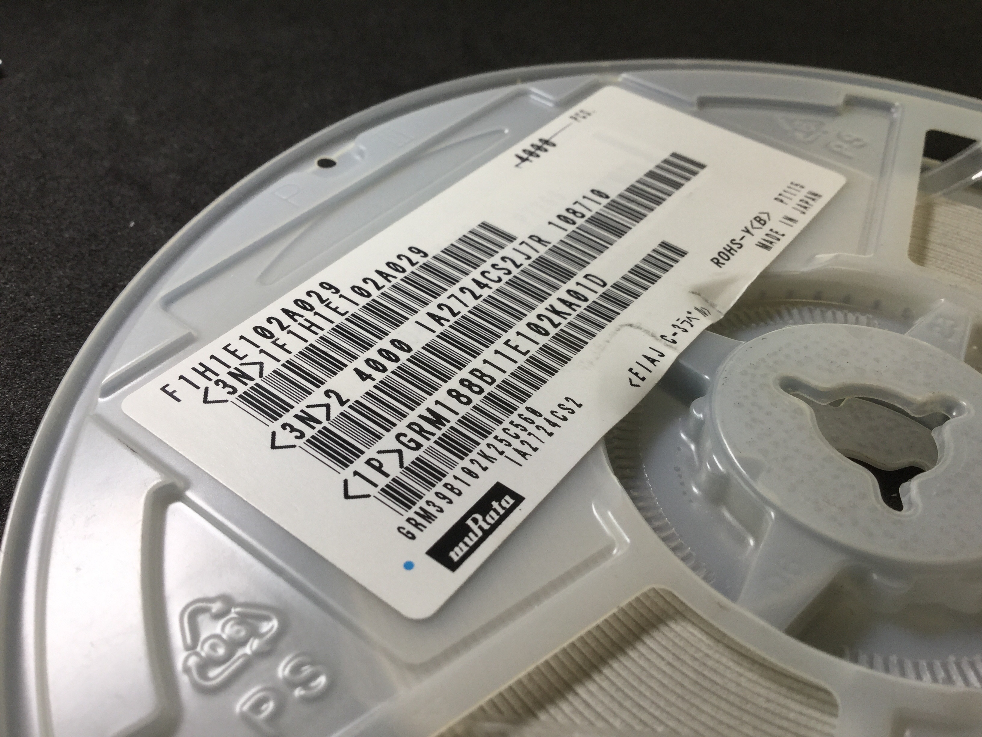 GRM188B11E102KA01D