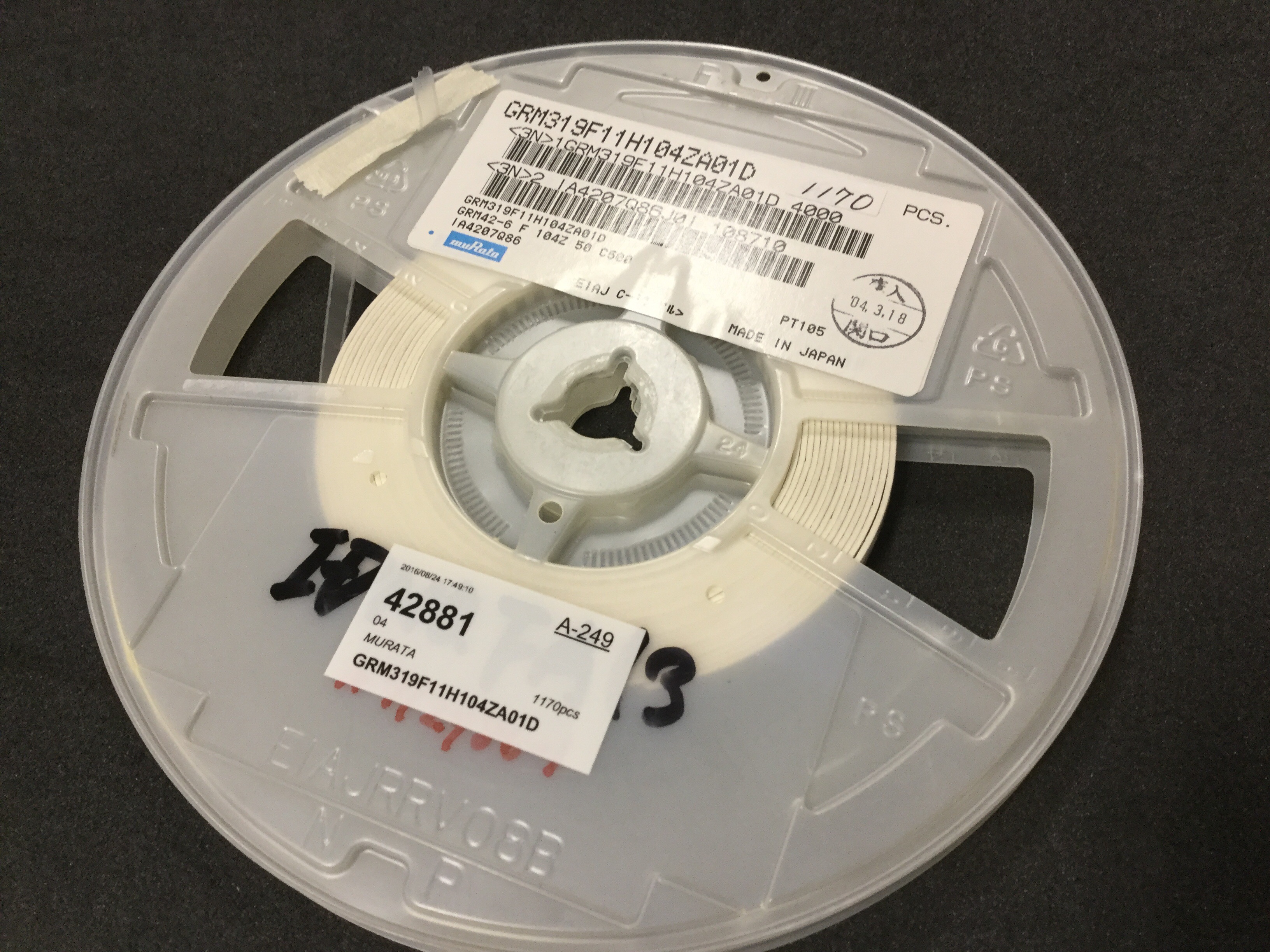 GRM319F11H104ZA01D