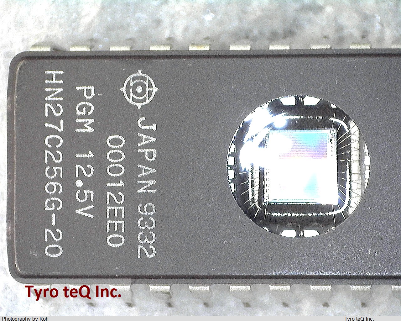 HN27C256G-20