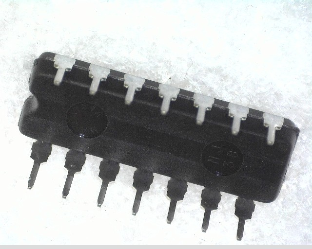 HD74HC14P