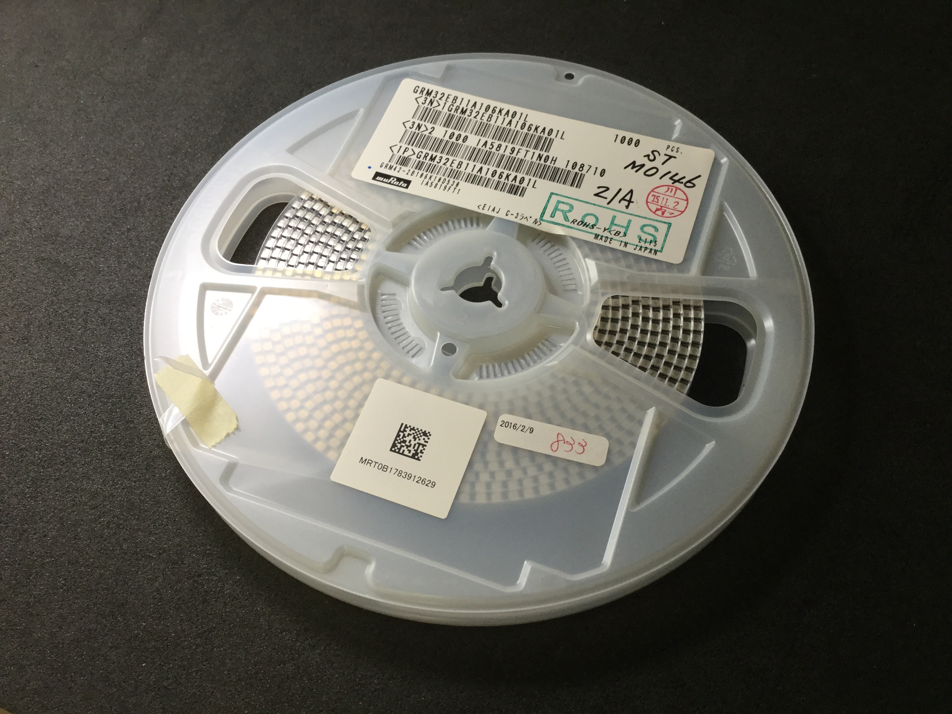 GRM32EB11A106KA01L