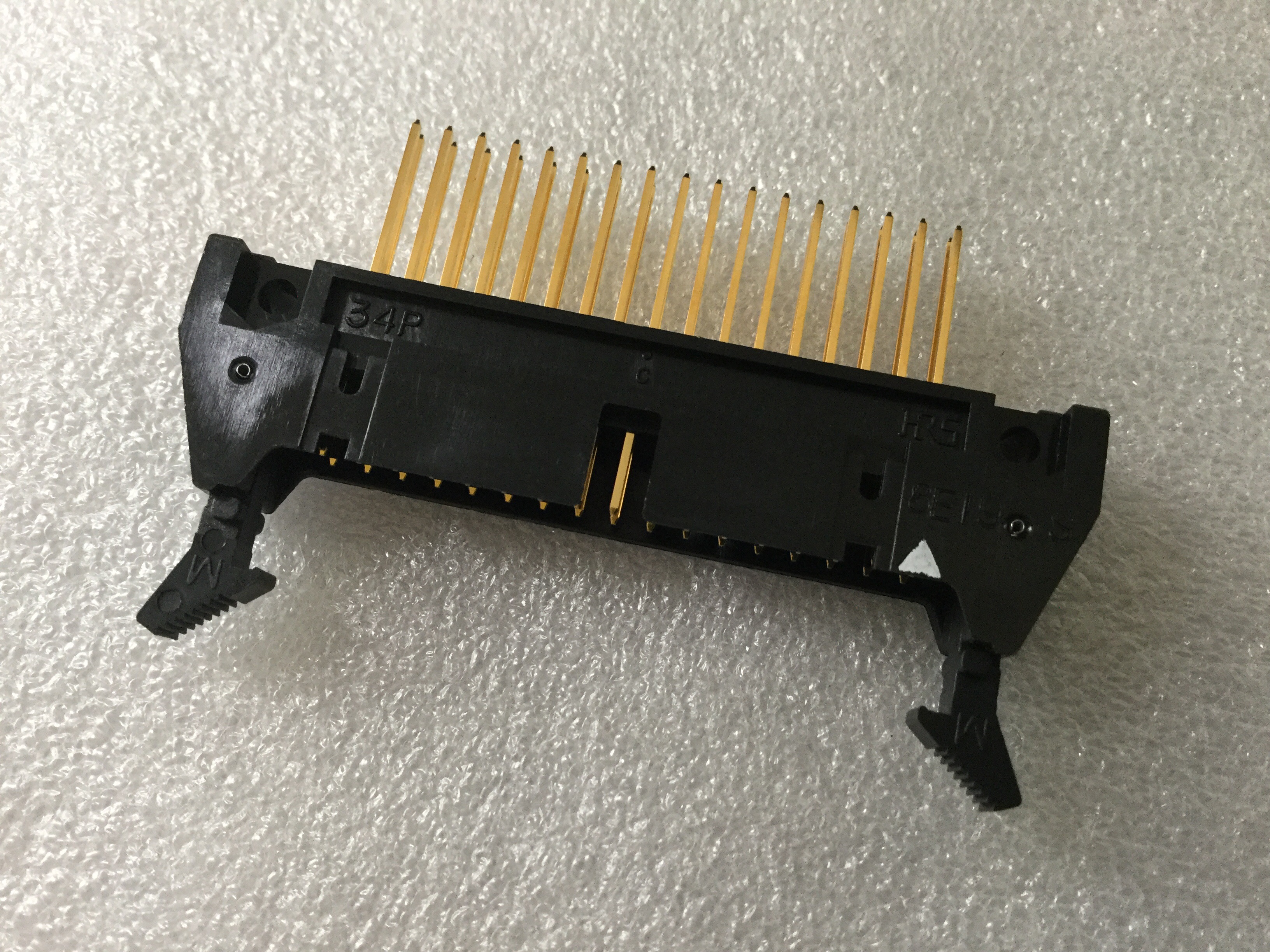 HIF3BA-34P-2.54W
