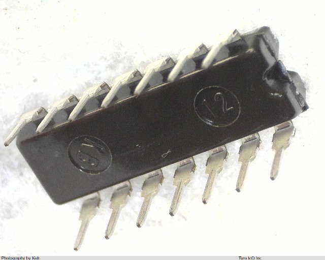 HD74HC20P