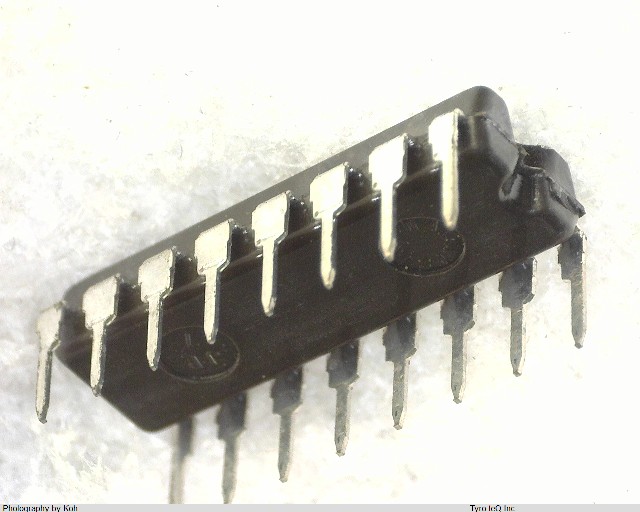 HD74HC148P