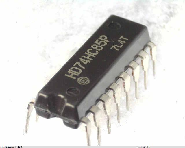 HD74HC85P