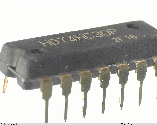 HD74HC30P