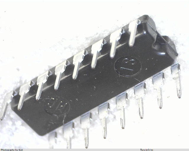HD74HC137P