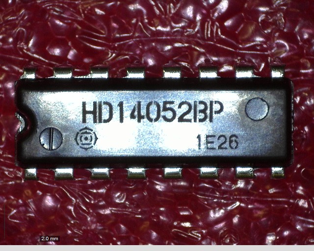 HD14052BP
