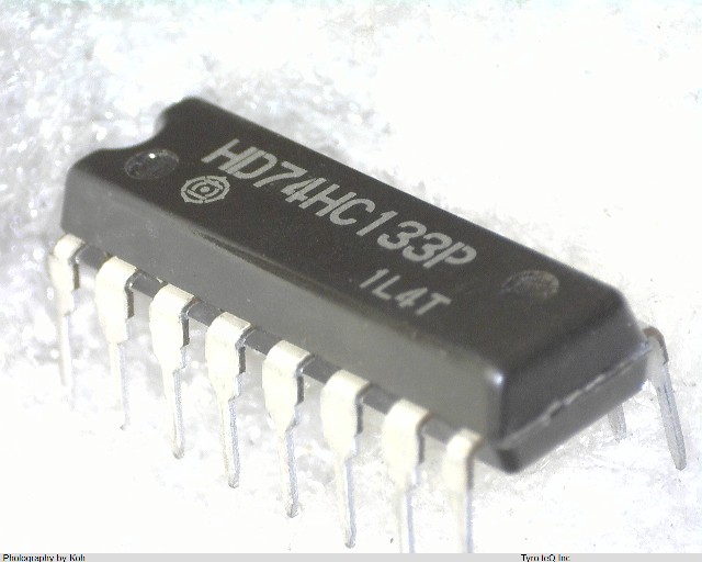 HD74HC133P