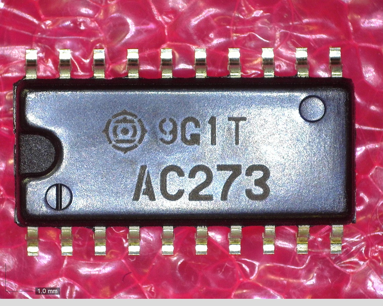 HD74AC273FP