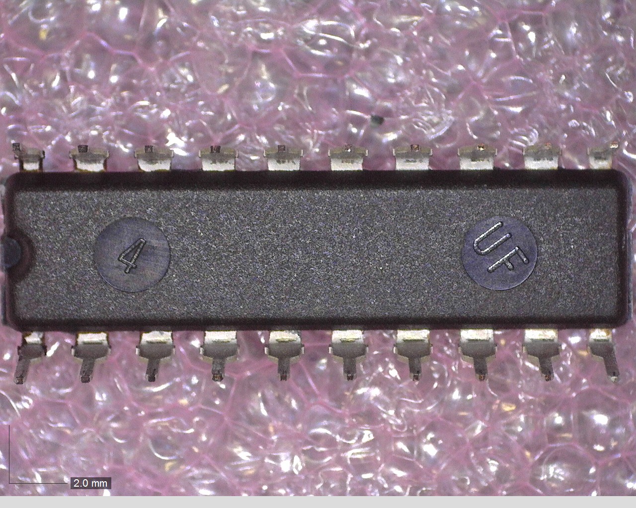 HD74LS640P