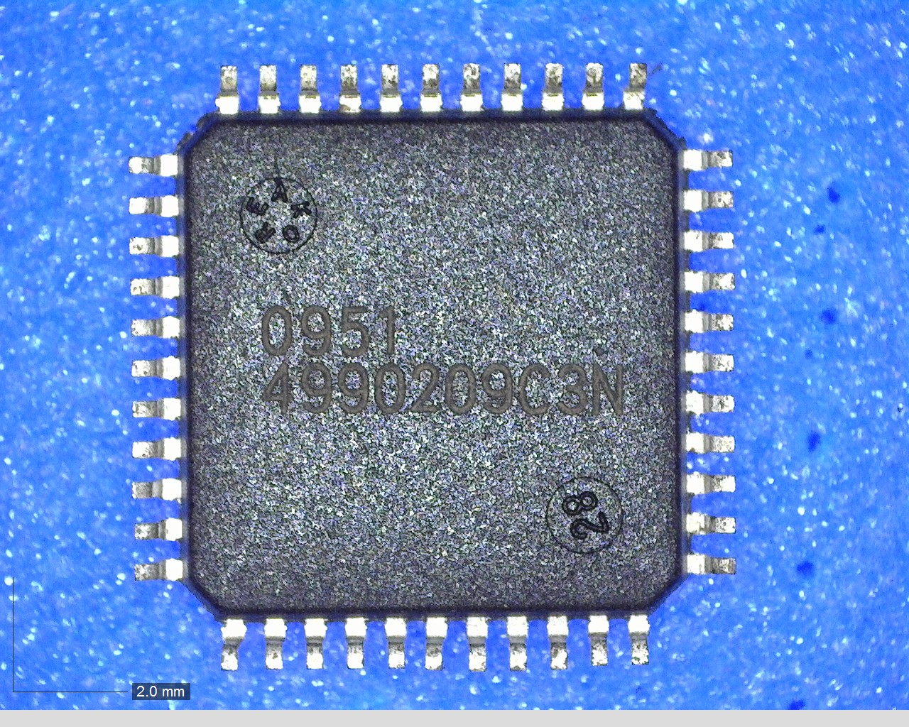 ISPLSI1016-90LT44
