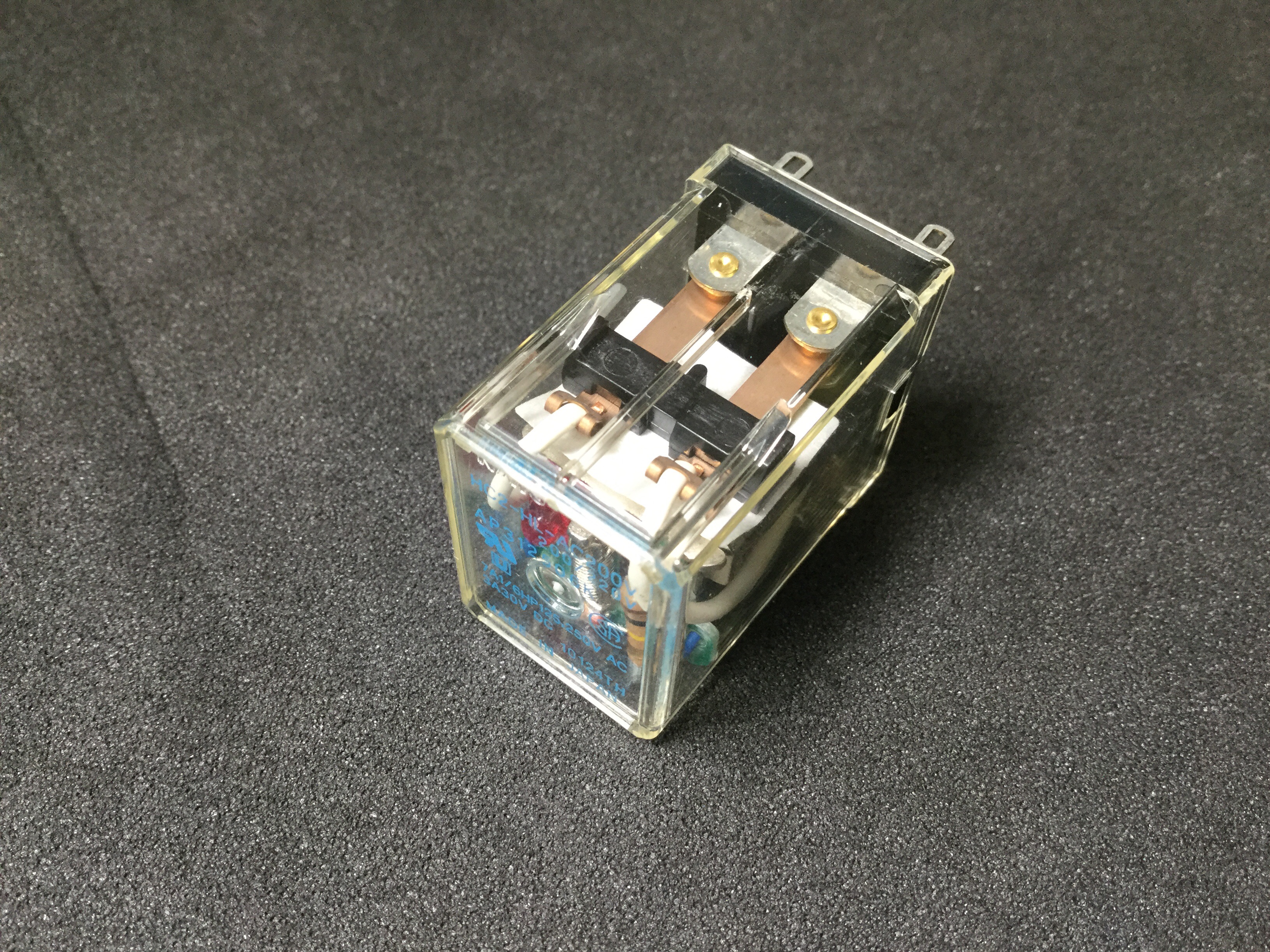 HC2-HL-AC200V