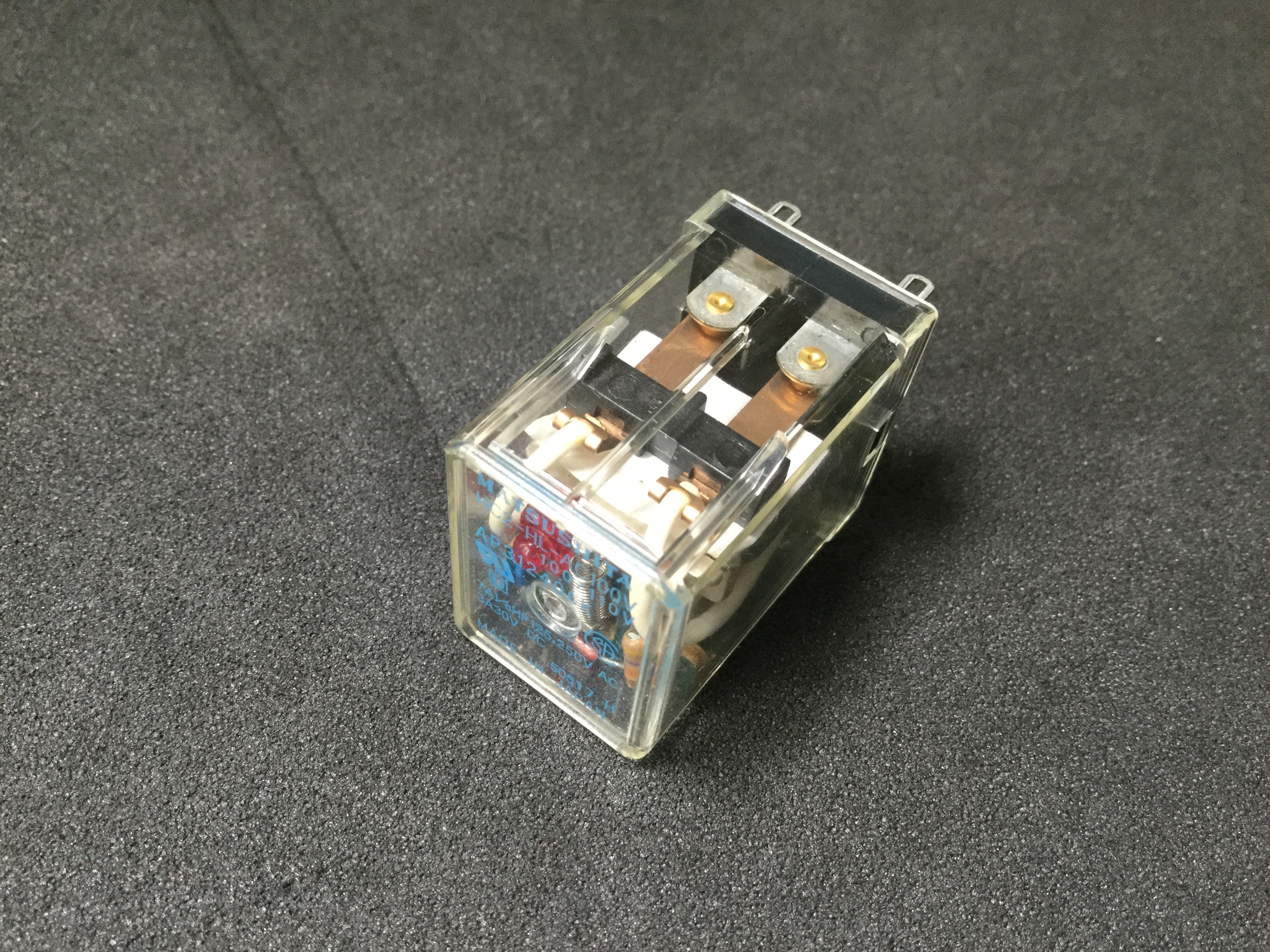 HC2-HL-AC100V