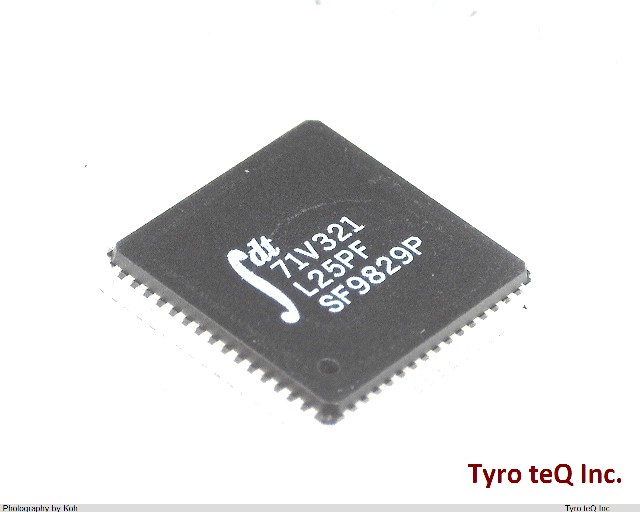 IDT71V321L25PF