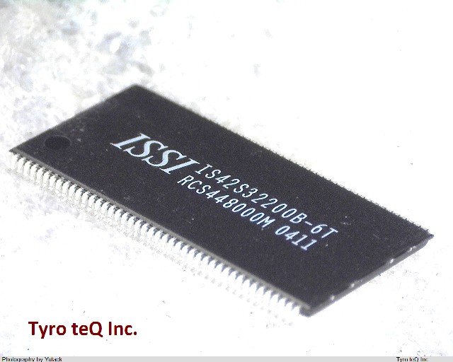 IS42S32200B-6T