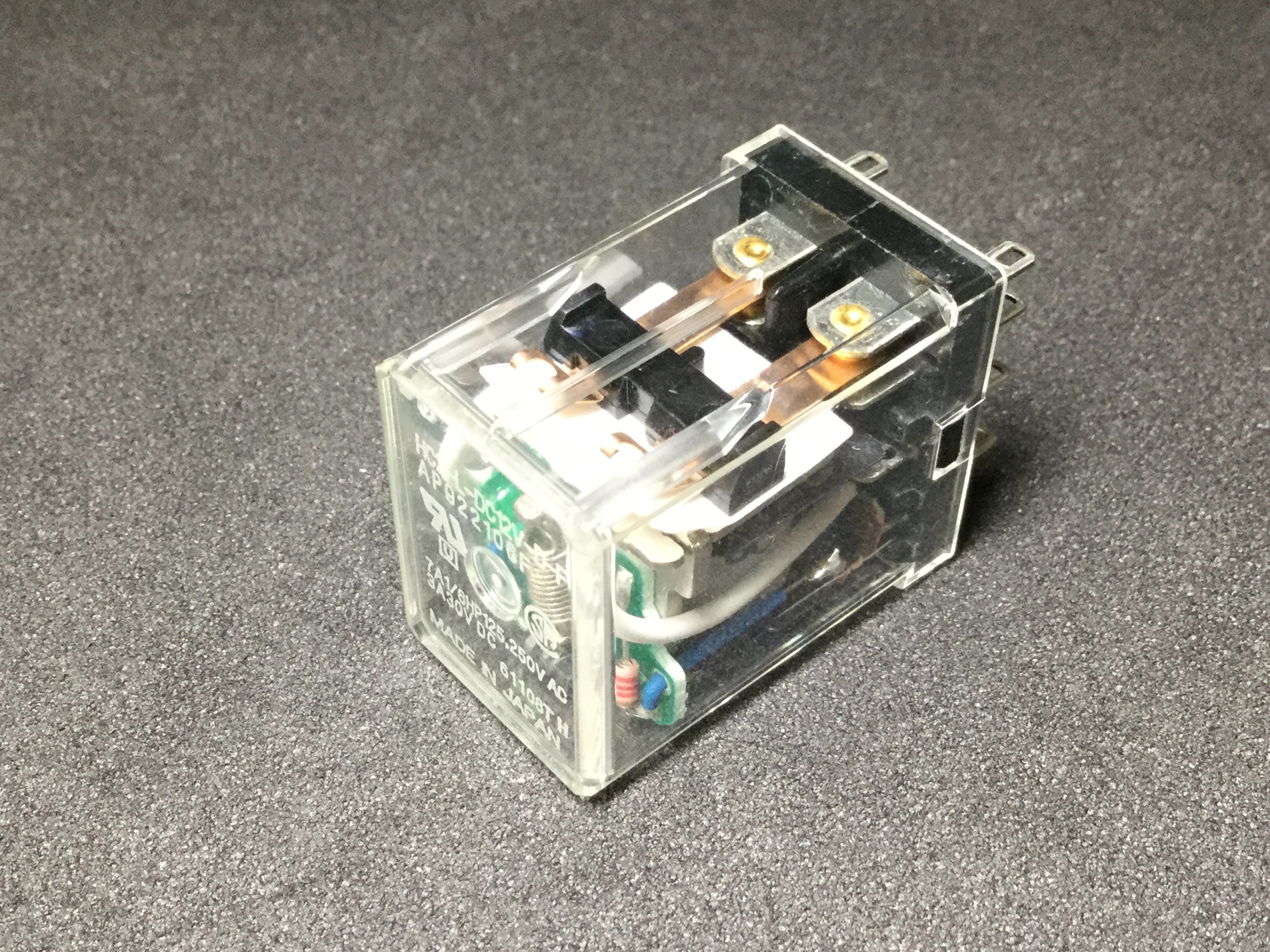 HC2-L-DC12V-D-F