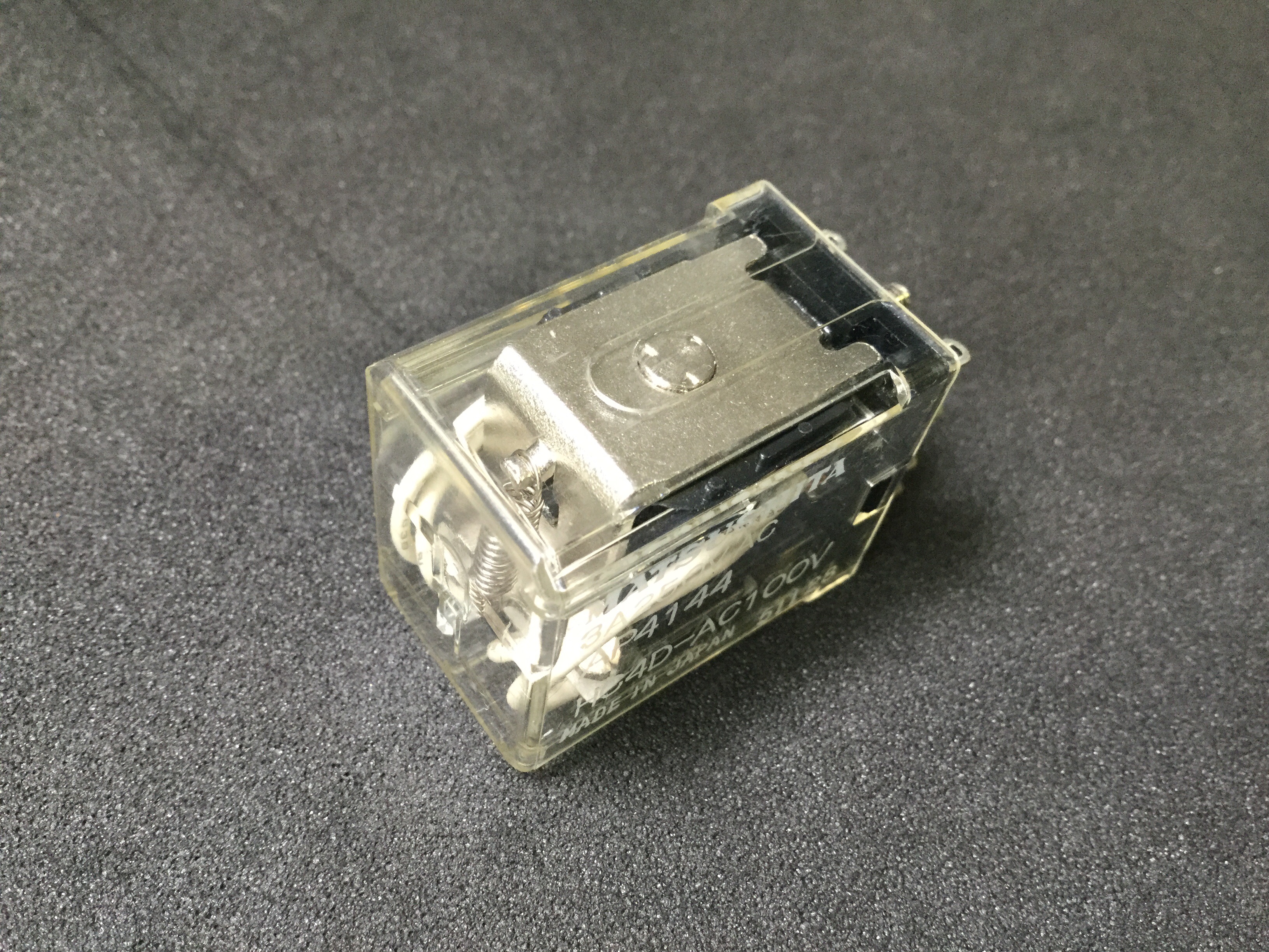 HC4D-AC100V